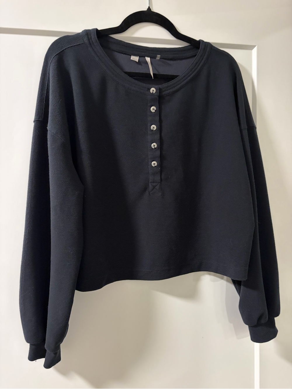 Travis Matthew Women’s Black Large